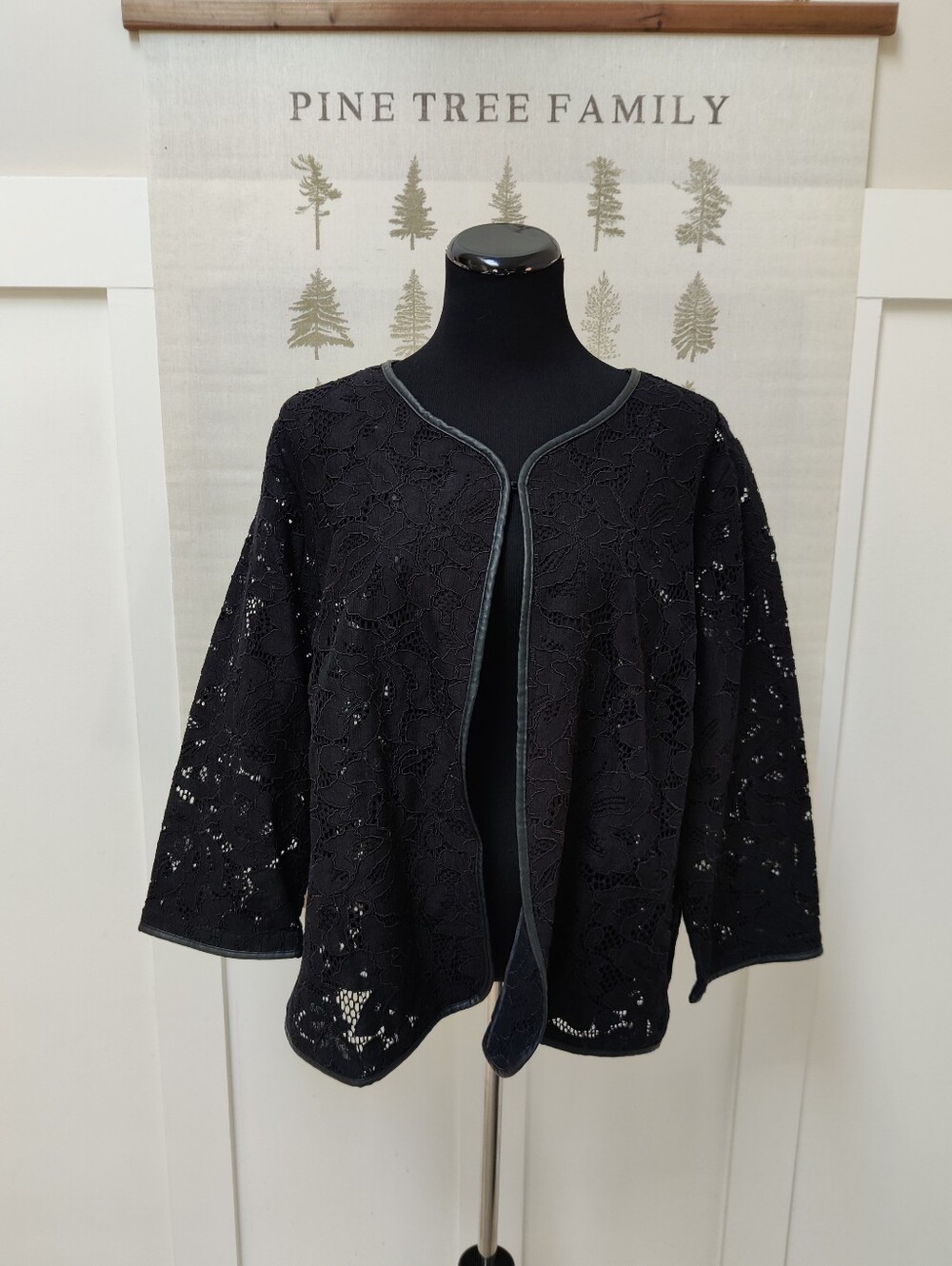Joan Rivers Black Lace Open Front Jacket Faux Leather Trim Plus Size 26W